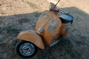 Vespa 50