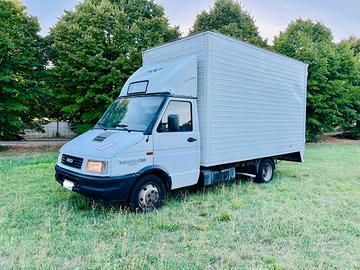 Iveco 35-12 turbo diesel 2.5 cassonato