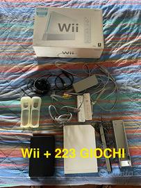 Nintendo Wii + 223 Giochi