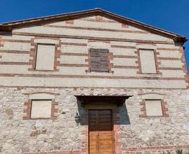 Terratetto in porzione di casale