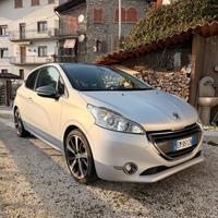 Peugeot 208 1.6 HDi Allure – Ice Velvet