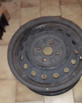 N°4 Cerchi R14 in ferro per Toyota, Kia, Suzuki