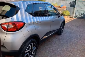 RENAULT CAPTUR 1.2 TCe 120 CV EDC AUTOMATICA – EUR