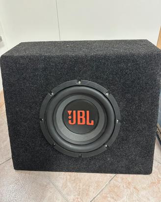 Subwoofer JBL con cassa