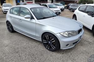 BMW SERIE 1 118D 5P Attiva
