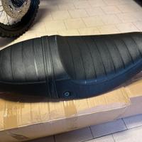 Sella Triumph Thruxton 900