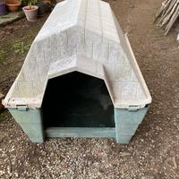 Cuccia cane plastica da esterno