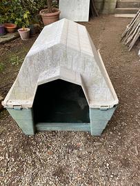 Cuccia cane plastica da esterno