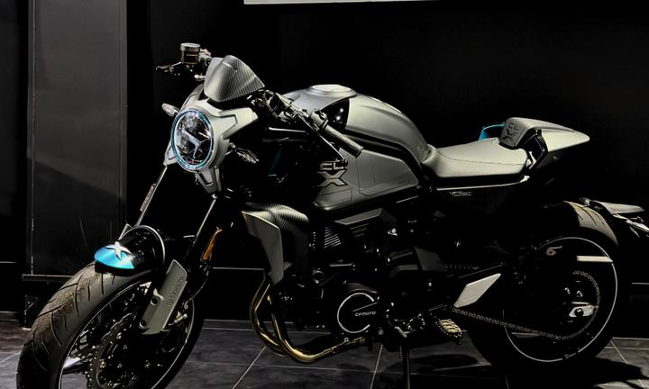 CFMoto CLX-700 sport (NUOVA DA IMMATRICOLARE)