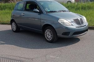 Lancia Ypsilon 1.4 Oro