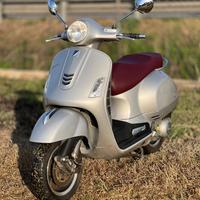 Piaggio Vespa 300 GTS