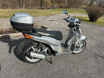 Honda sh150