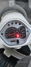 vespa 300gts
