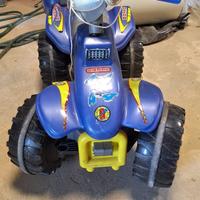 Trattorino triciclo mini quad batteria per bambini