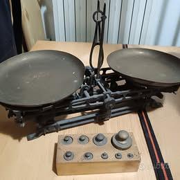 Stupenda piccola bilancia d'epoca da 5 KG.