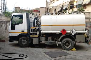 IVECO con cisterna 7700 lt