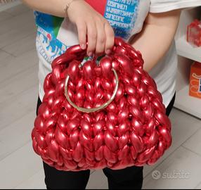 Borsa nuova lavorata con filato Marshmallow