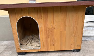 Cuccia da esterno legno