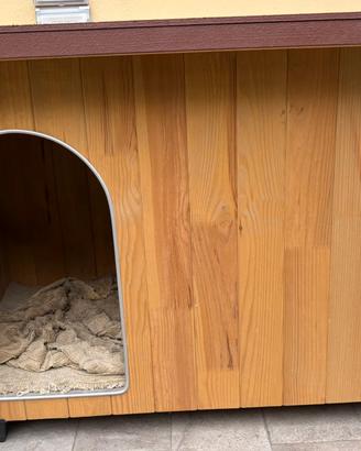 Cuccia da esterno legno