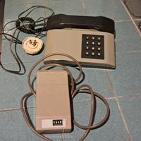 telefono di casa vintage e contascatti