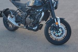 Moto Voge Brivido cc300