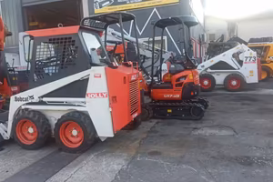 Kubota VARIA DISPONBILITAì ESCAVATORI DAI 17 Q AI 