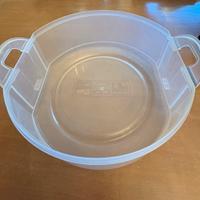 Recipiente in plastica