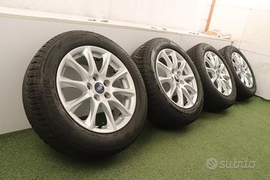 Cerchi in lega Ford Focus 205 60 16 inverno