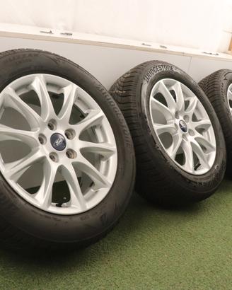 Cerchi in lega Ford Focus 205 60 16 inverno