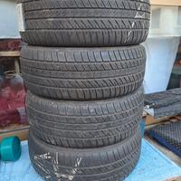 4 pneumatici Michelin