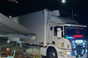 Scania p280 18 pedane fna euro 6