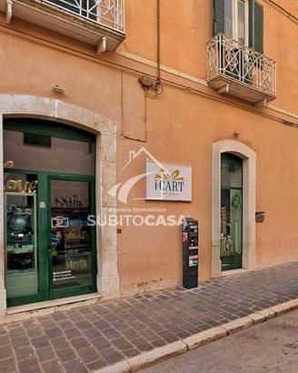 Vendita Attività di cartoleria,regalistica,gadget