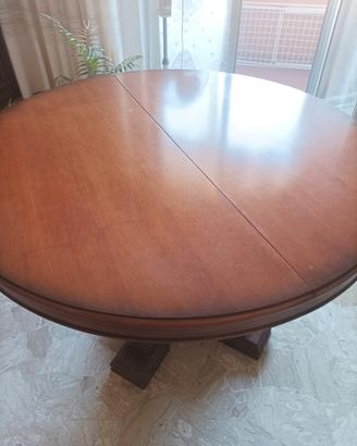 Tavolo stile antico 