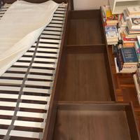 letto singolo con materasso