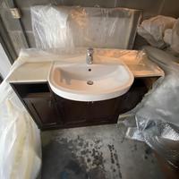 Mobile bagno antico