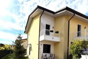 CORREZZOLA: 138B: Porzione di bifamiliare