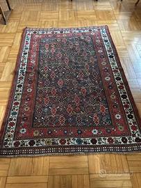 tappeto antico scuro