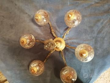 Lampadario in metallo