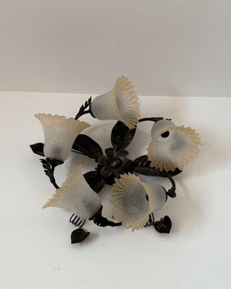 Lampadario vintage in ferro battuto