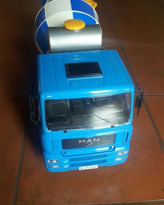 Bruder Camion Betoniera 