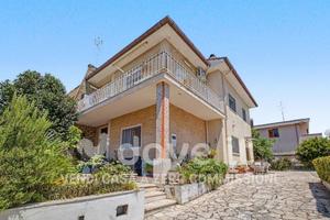 Villa di 192 m² con 4 locali a Anzio