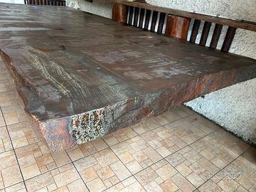 TAVOLO IN LEGNO RUSTICO