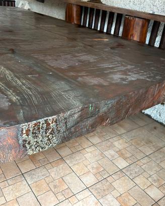 TAVOLO IN LEGNO RUSTICO