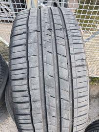 Gomme 255 /55 R20