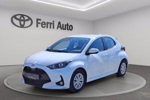 TOYOTA Yaris 1.0 active