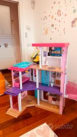 Casa di Barbie DreamHouse