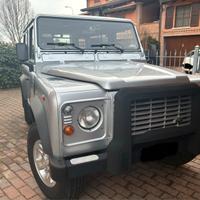 Land Rover Defender 90 TD5 - Anno 2007