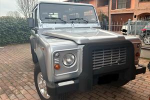 Land Rover Defender 90 TD5 - Anno 2007