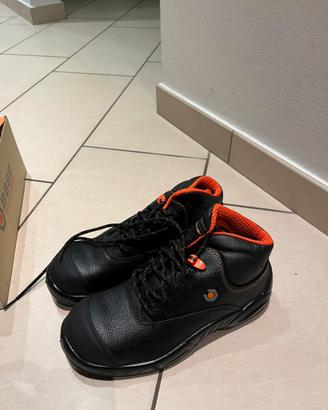 Scarpe antinfortunistica taglia 41