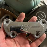 Morsetto manubrio harley davidson
